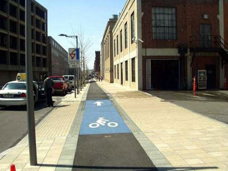 2011-01-01_cycle_track